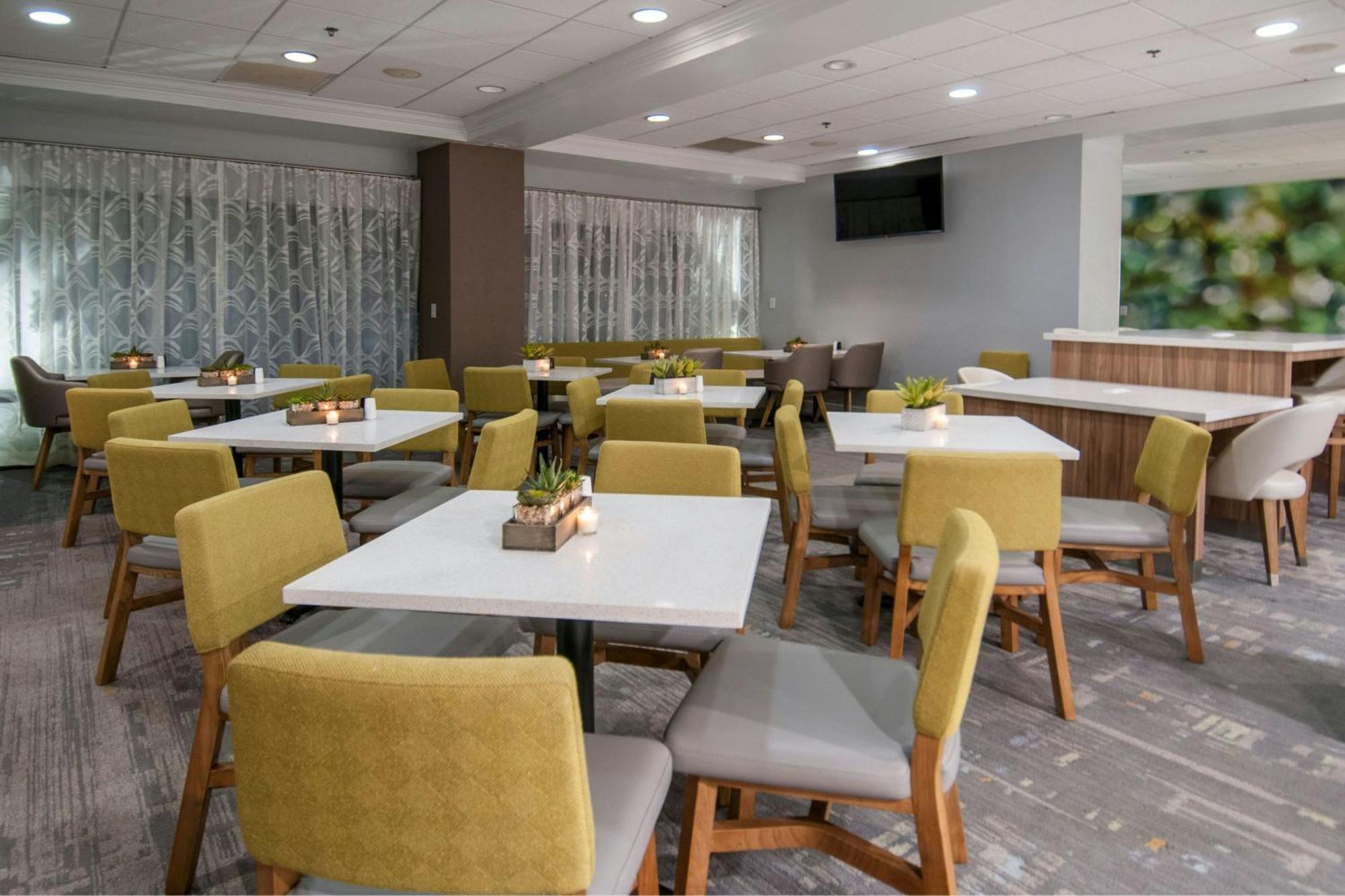 Four Points By Sheraton Alexandria Esterno foto